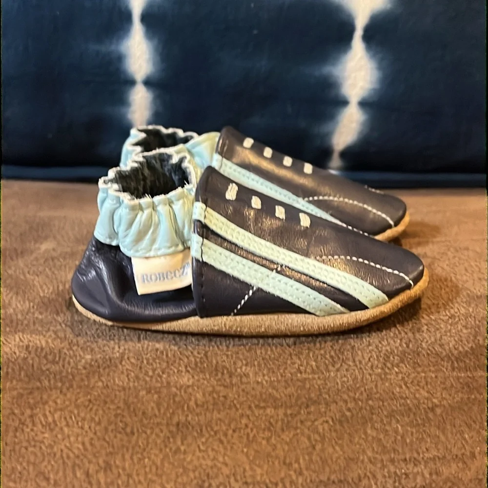 Robeez Baby Infant Shoes Sneakers new Boys Size 6-12 Months